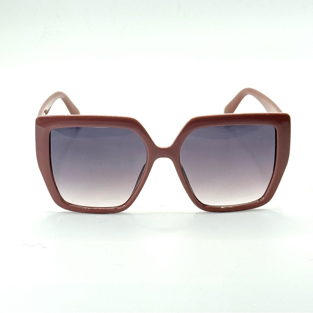 Oversized Nude Tan Sunglasses – Square Frame Gradient Lens